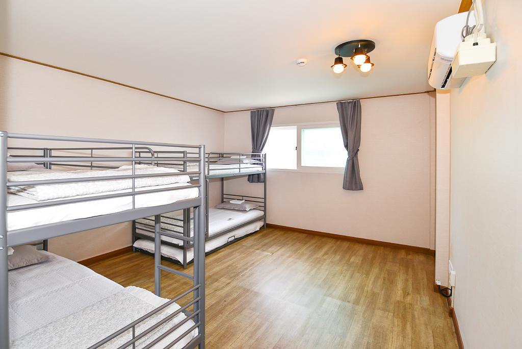 Story House Hotel Sokcho Esterno foto